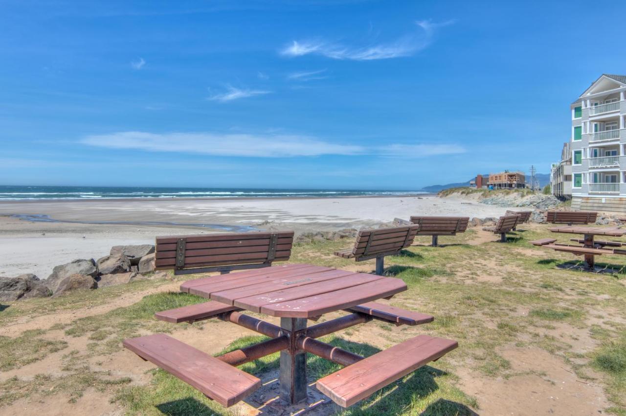 Driftwood Villa Rockaway Beach Exterior photo
