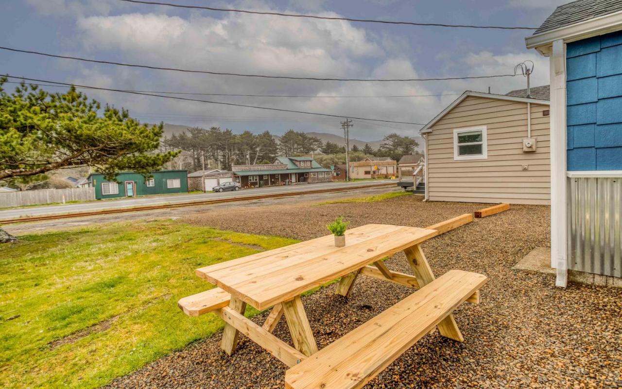 Driftwood Villa Rockaway Beach Exterior photo